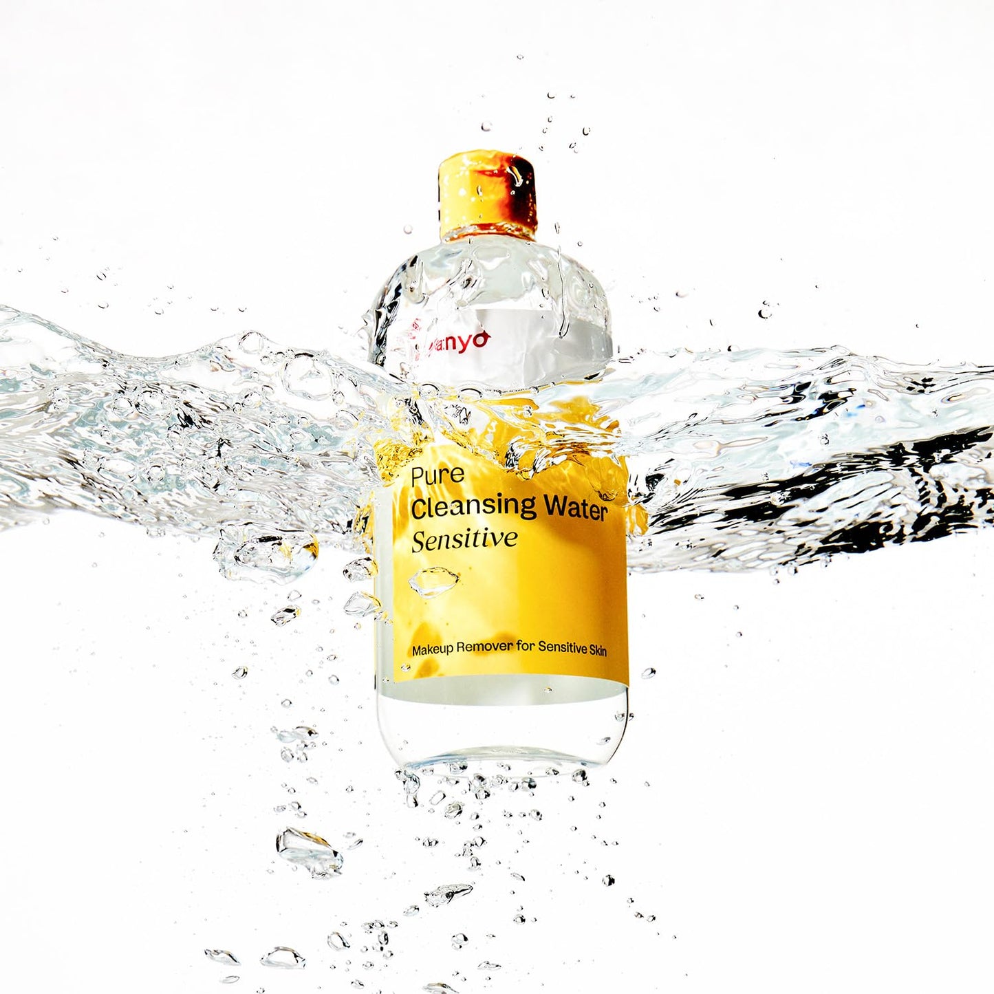 ma:nyo Pure Cleansing Water