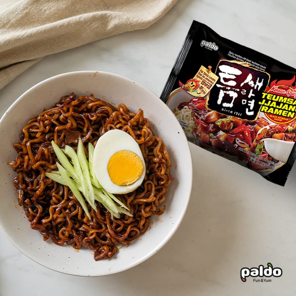 Paldo Fun & Yum Teumsae Jjajang 4 Packs, Black Bean Spicy Instant Ramen Korean Noodle